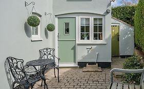 April Cottage By Winterton Cottages